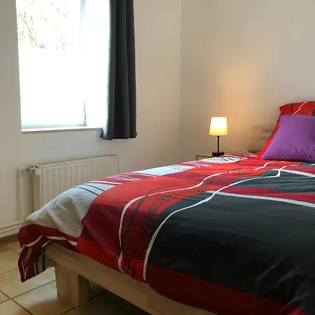 2 Avec Terrasse Lägenhet